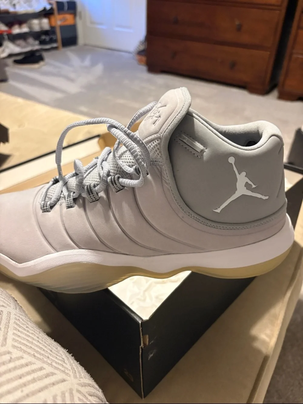 Jordan Super.Fly 2017 Sneakers in Wolf Gray/White Pure Platinum